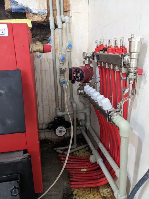 Отопление Монтаж опалення, теплих водяних підлог, котлів,