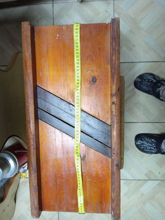 Ручная шинковка для капусты с тремя ножами.