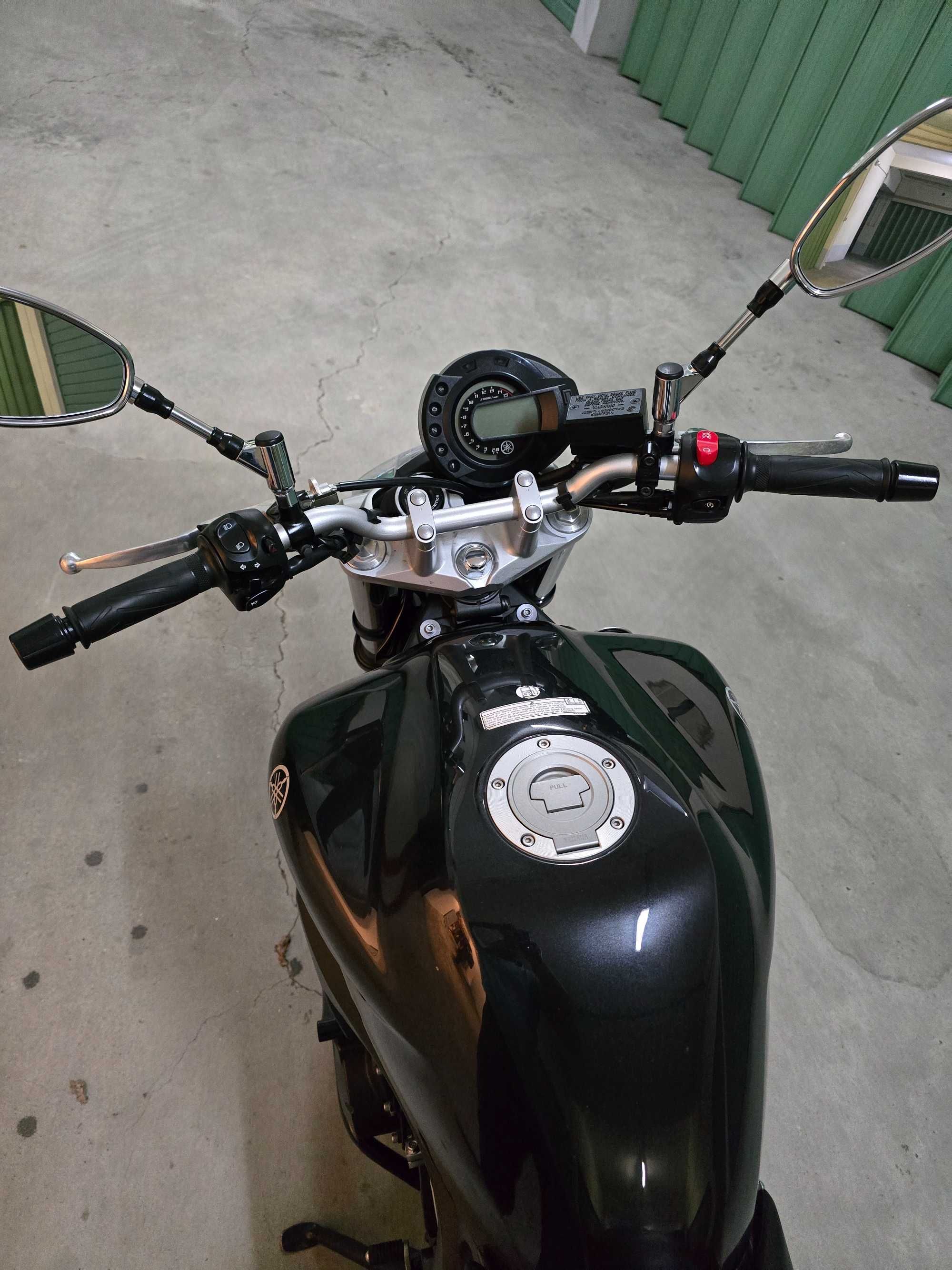 YAMAHA FZ6 xomo nova