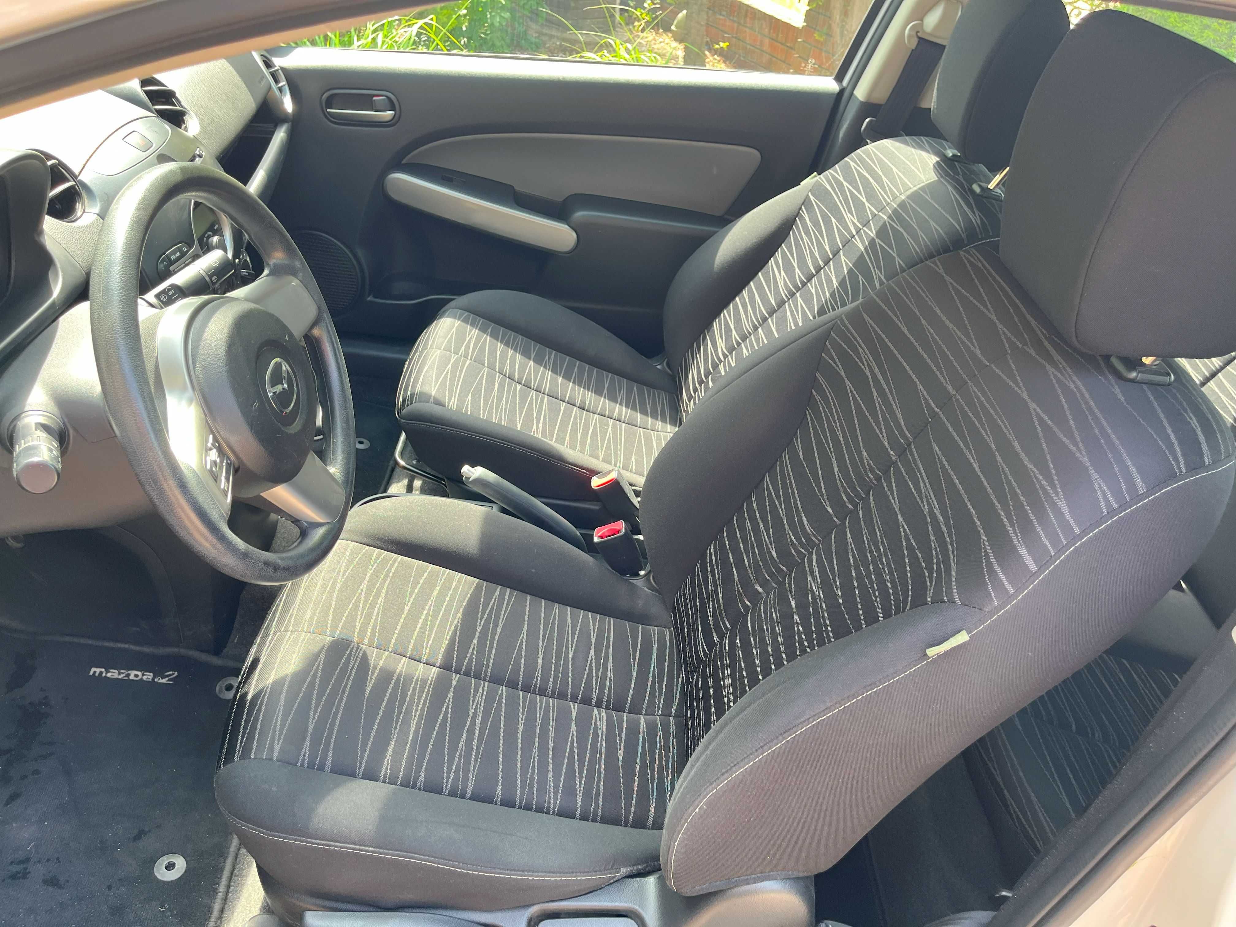 Mazda 2 1.3 Bardzo ładna