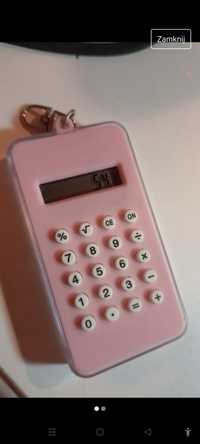 różowy kalkulator