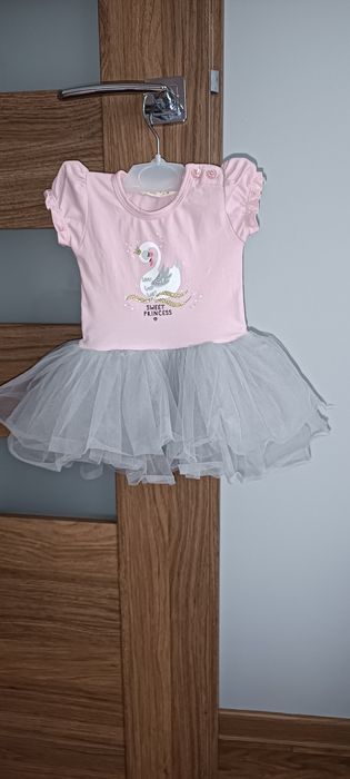 Sukienka z tiulem 74