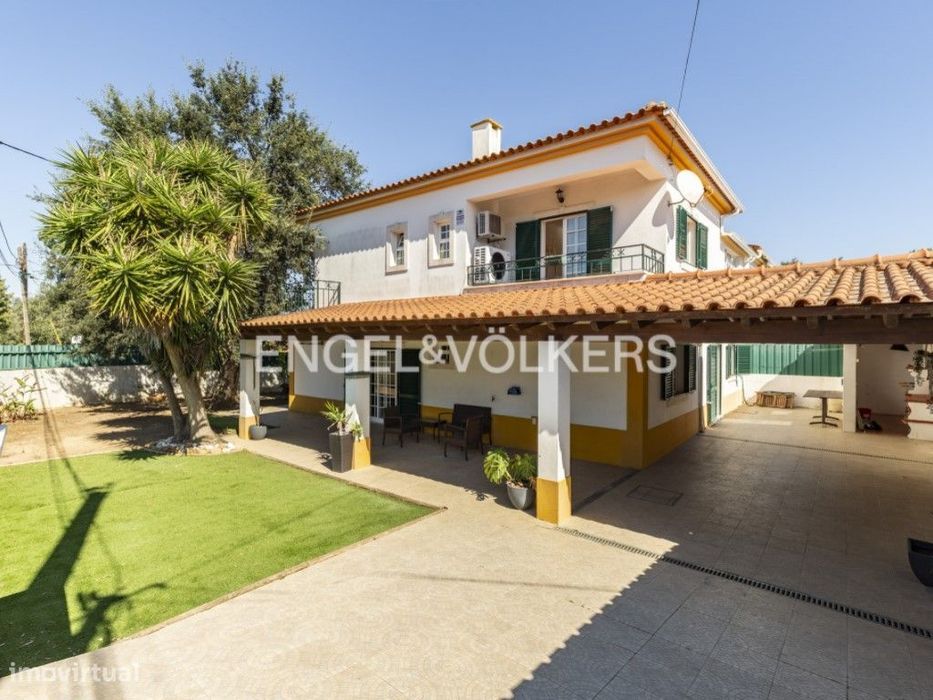 Moradia T4+1 entre a Praia e o Golf, Sesimbra