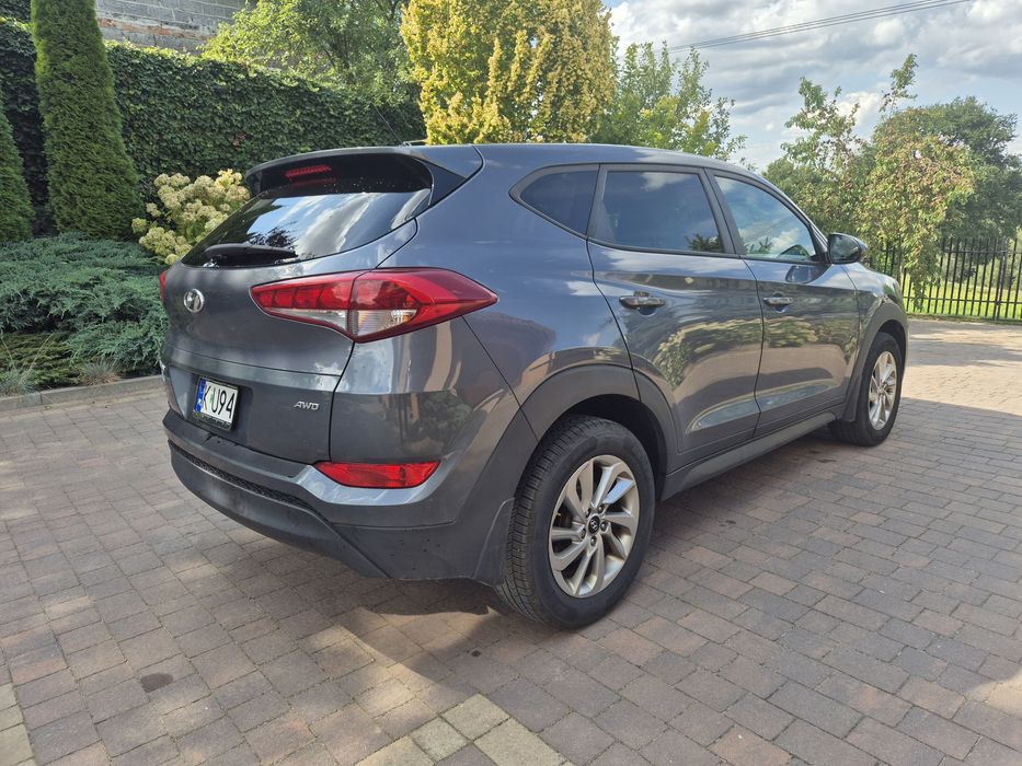 Hyundai Tucson 2.0 benzyna AWD automat
