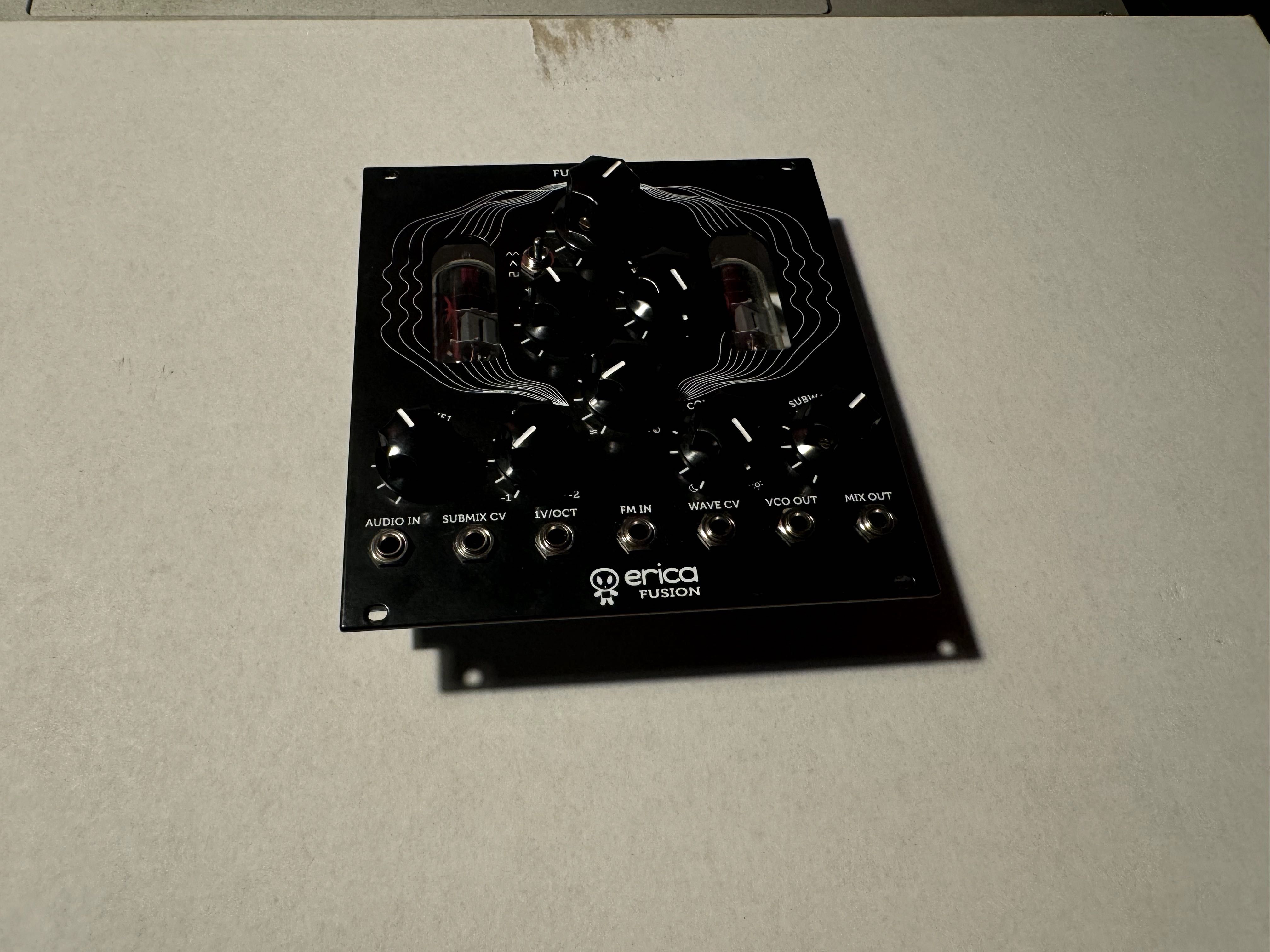 Erica synths Fusion  oscillator eurorack syntezator