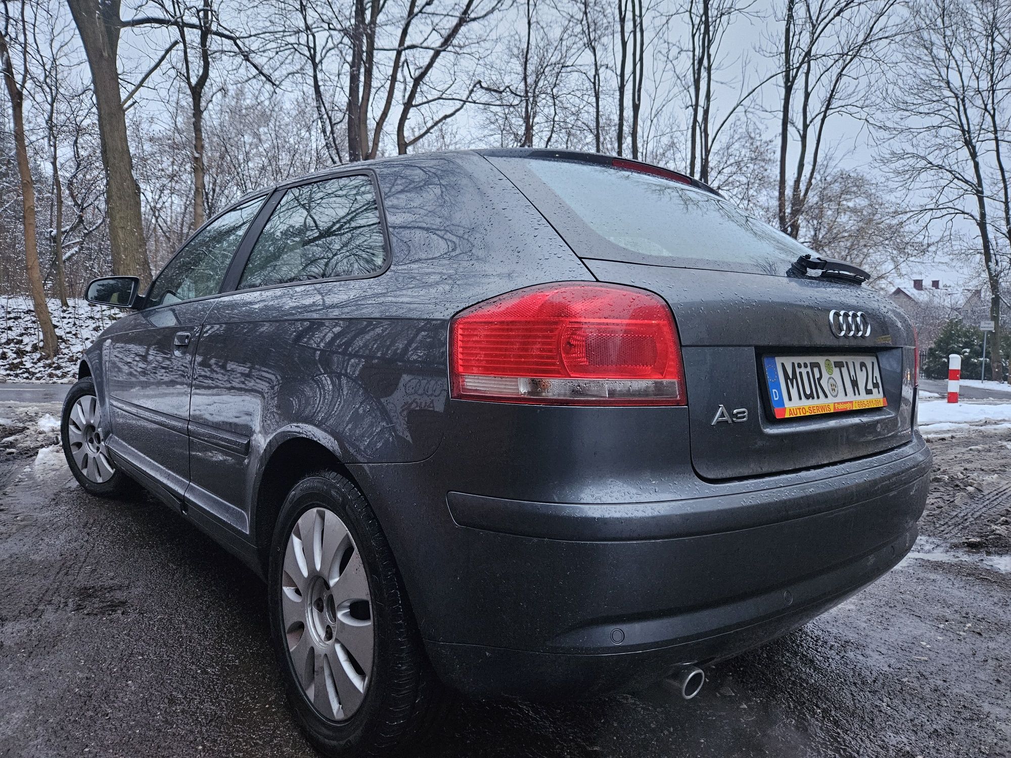 Audi A3 8p  1.6 benzynka/ klima/ Automat