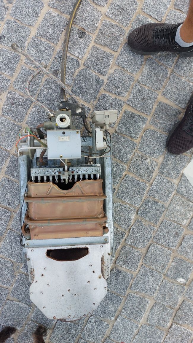 Esquentador pra reparar ou peças