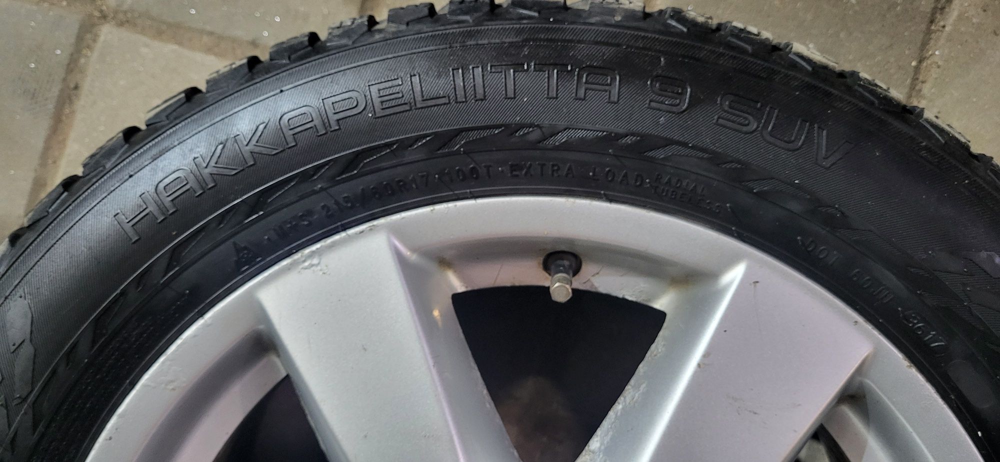 Оригінальні колеса диски 5x114.3 45ET Nissan X-Trail Qashqai