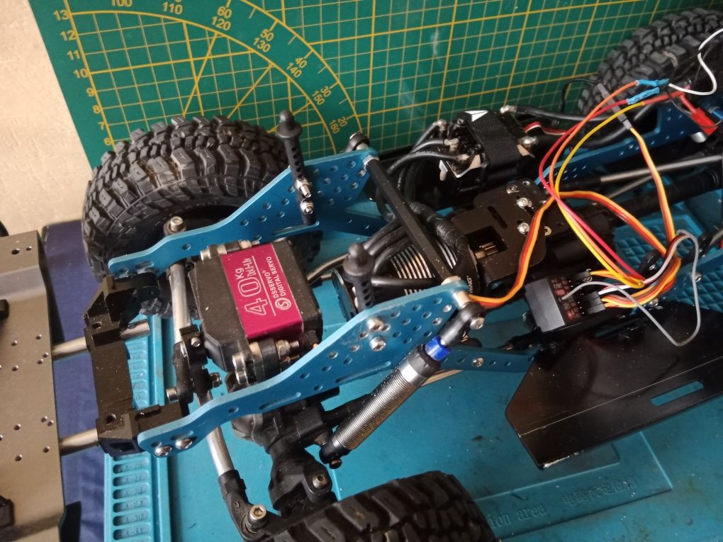 TRX-4, Axial scx10, element enduro, Vanquish model RC