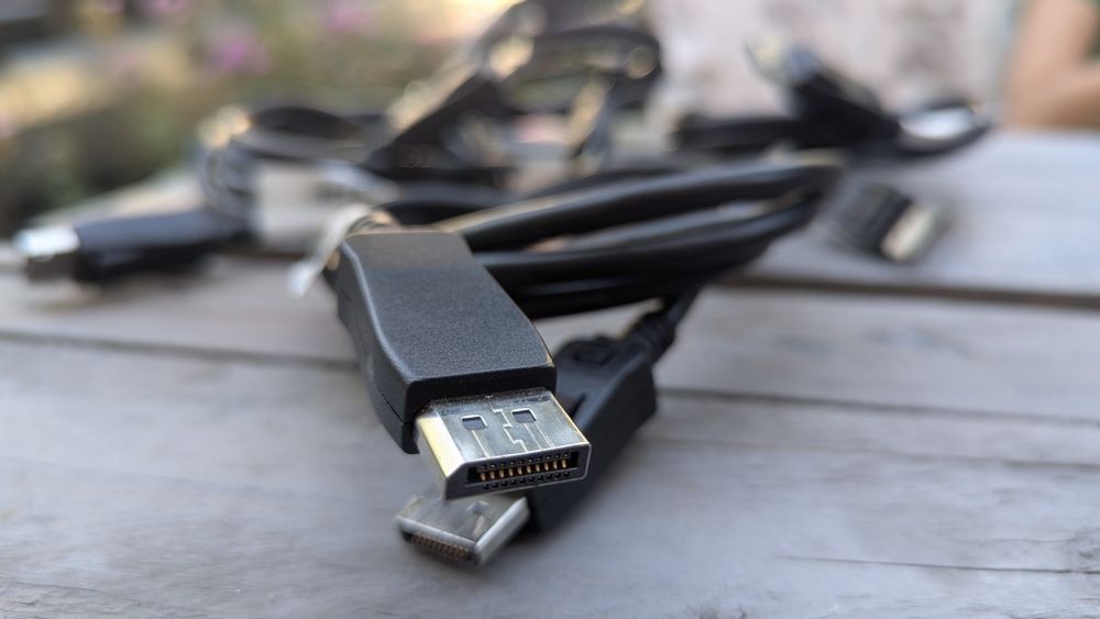 Кабель DP-DP, DisplayPort