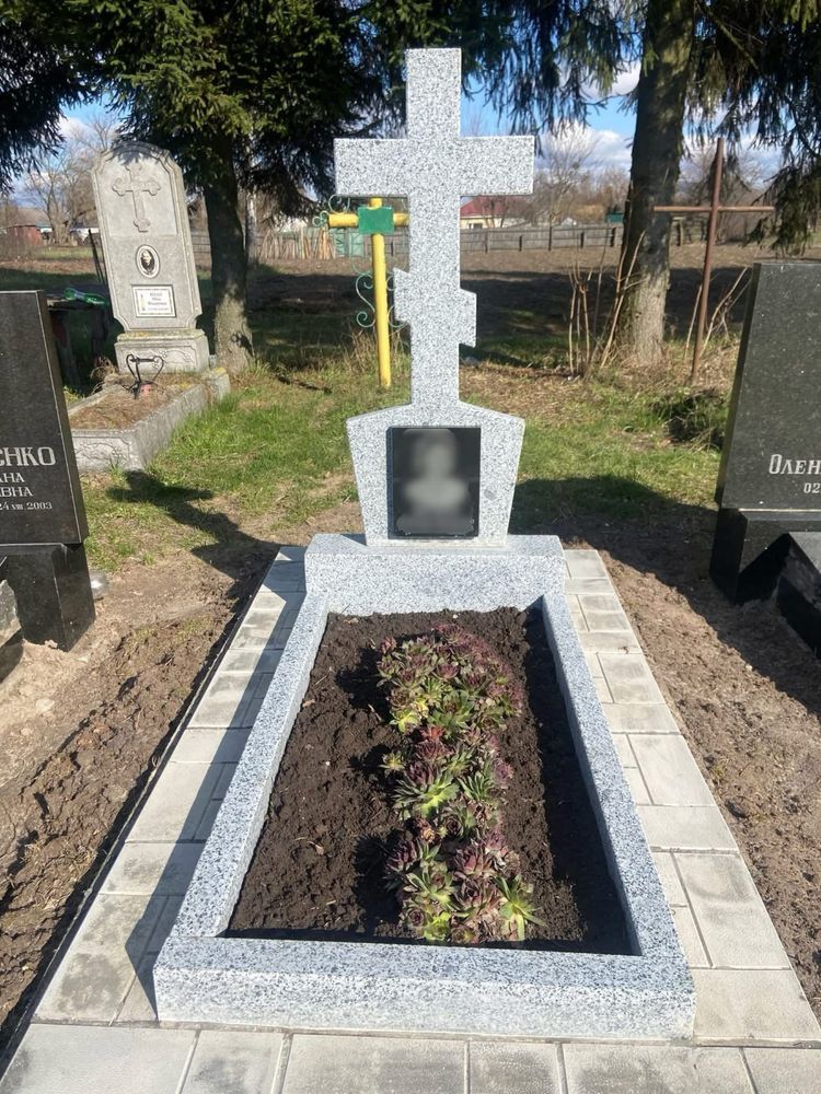 Памʼятники Шостка
