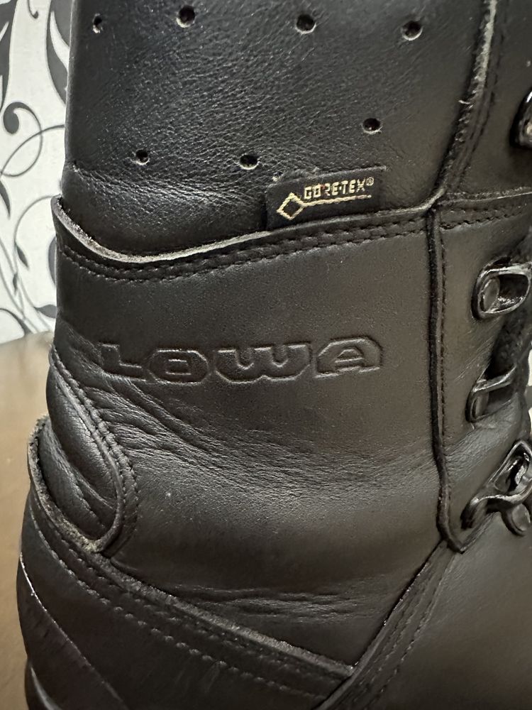 Берці lowa (лова) gore-tex