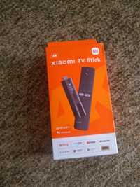 Приставка Xiaomi Mi TV Stick 4k 2/8 (MDZ-27-AA)