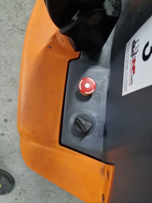 Paleciak elektryczny Rocla