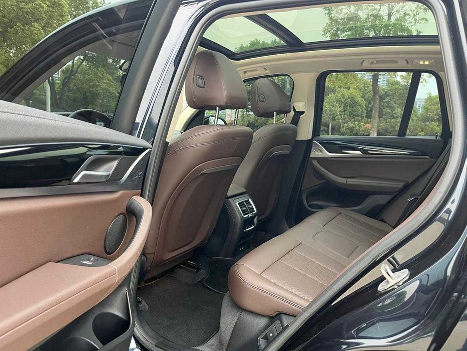 Продам BMW IX3 не битий!!