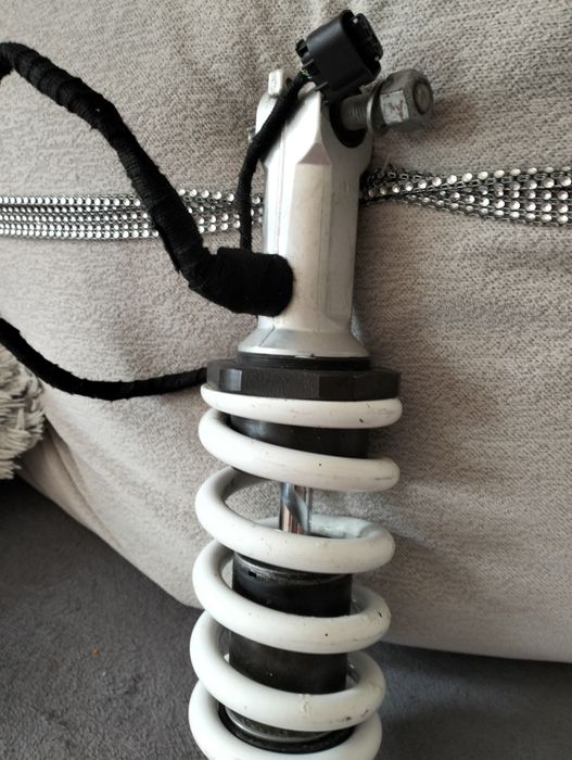 Sprzedam amortozator przedni BMW K1200 GT 2008