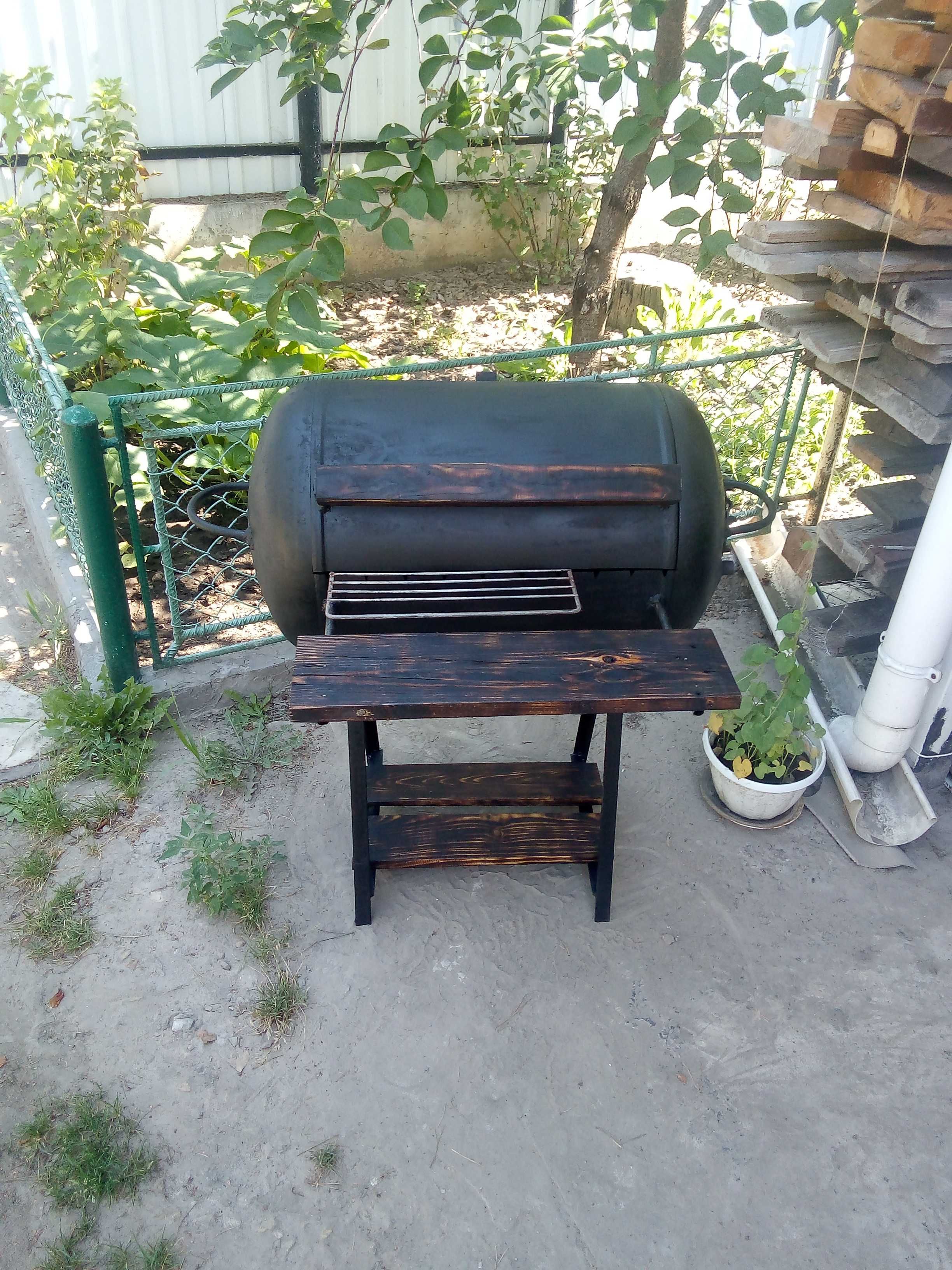 Хіт! Мангал,Барбекю,Гриль,коптильня, 4в1, зі столиками.