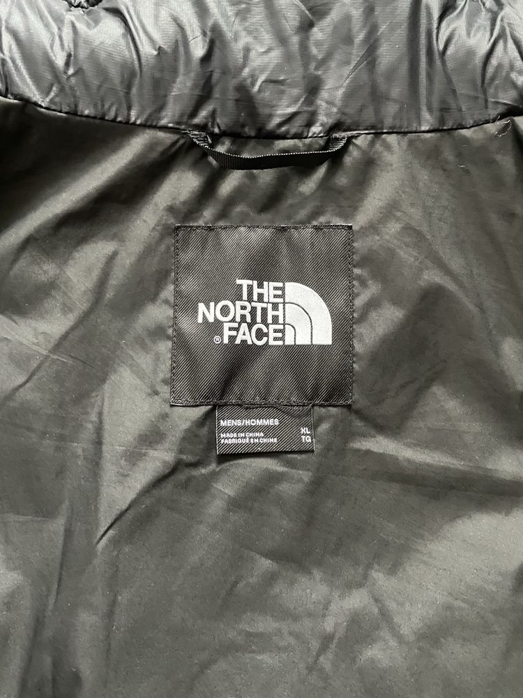 The North Face Himalayan Insulated Jacket      (17-4)