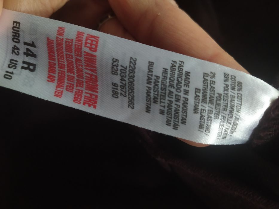 Śliwkowe spodnie jegginsy 42 XL legginsy