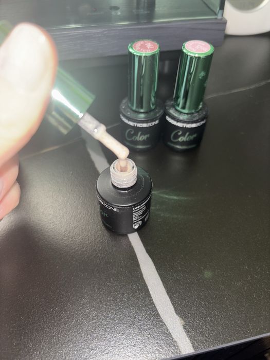 Lakiery o delikatnym skladzie Hema Free Kabos 16 sztuk