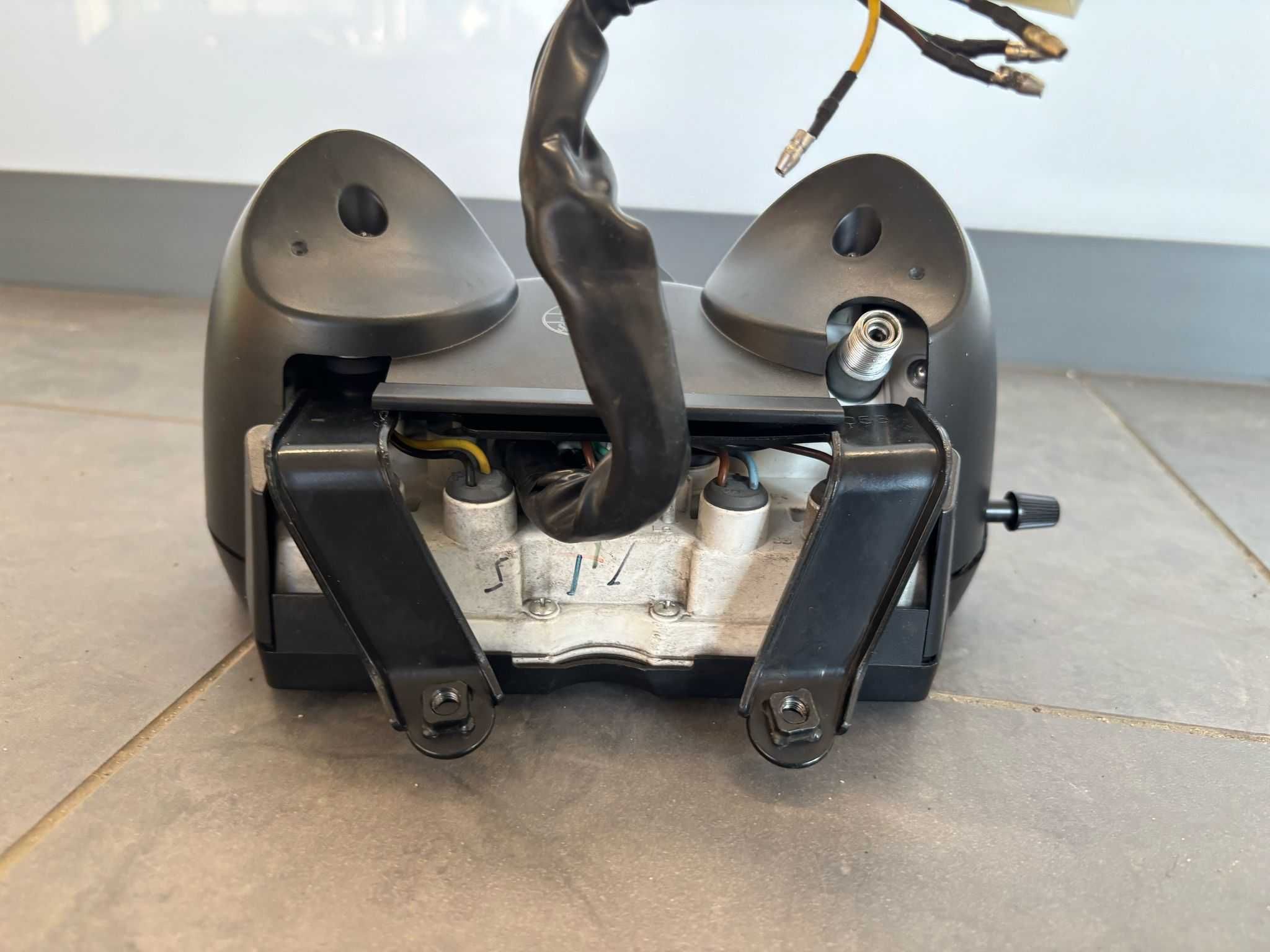 Licznik Zegar Prędkościomierz Yamaha YBR 125. 2010-16 [298]