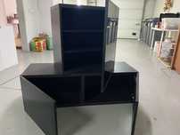 Moveis de parede com porta em vidro IKEA