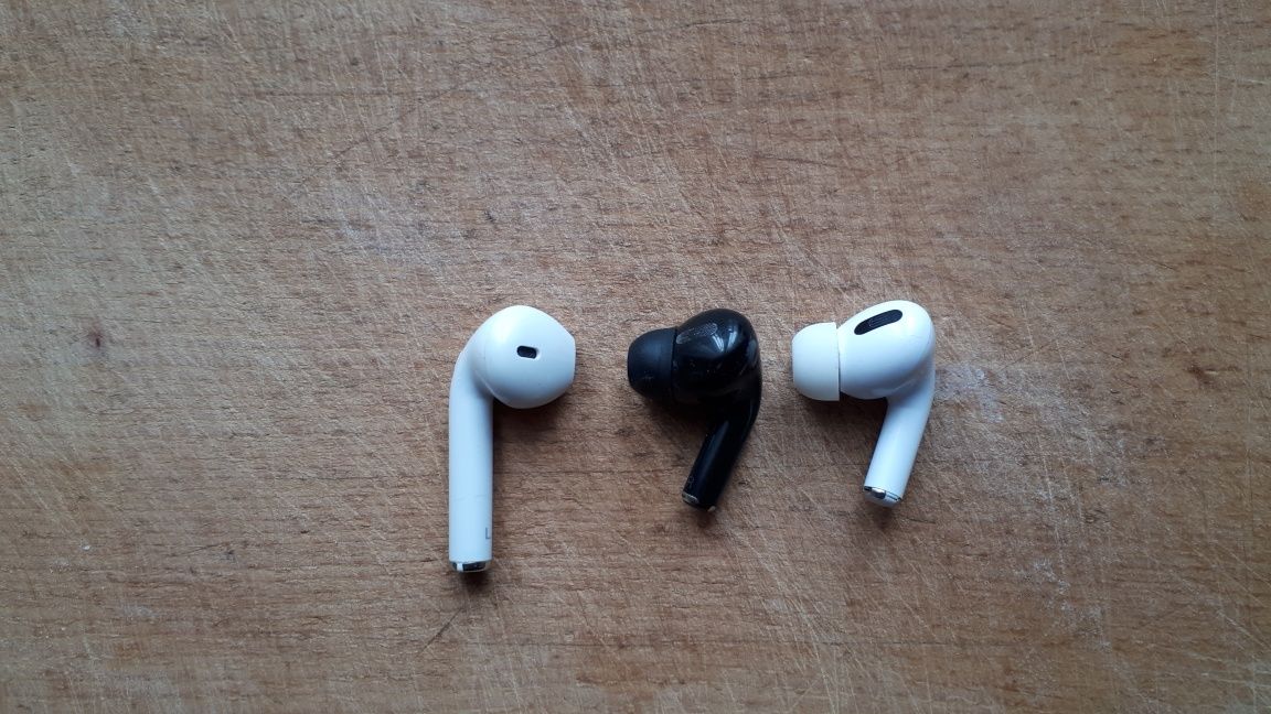 Правий навушник Airpods