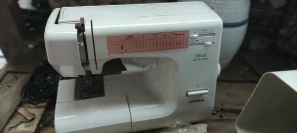 Швейная машинка Janome Excel Decor 5018
