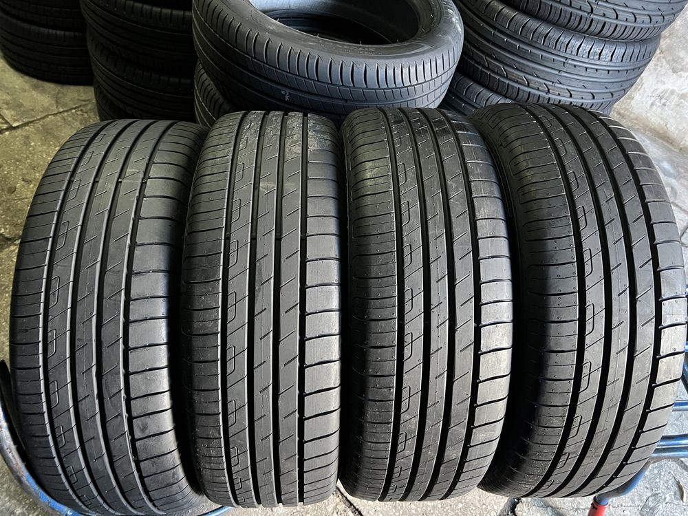 215/60/17 R17 Goodyear Efficient Grip Perfomance 4шт новые