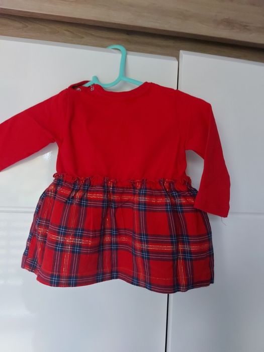 Sukienka świąteczna 68