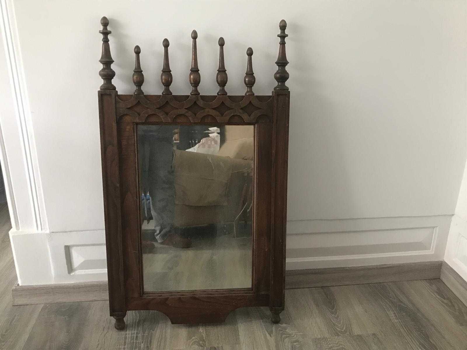 Vendo Espelho antigo em madeira