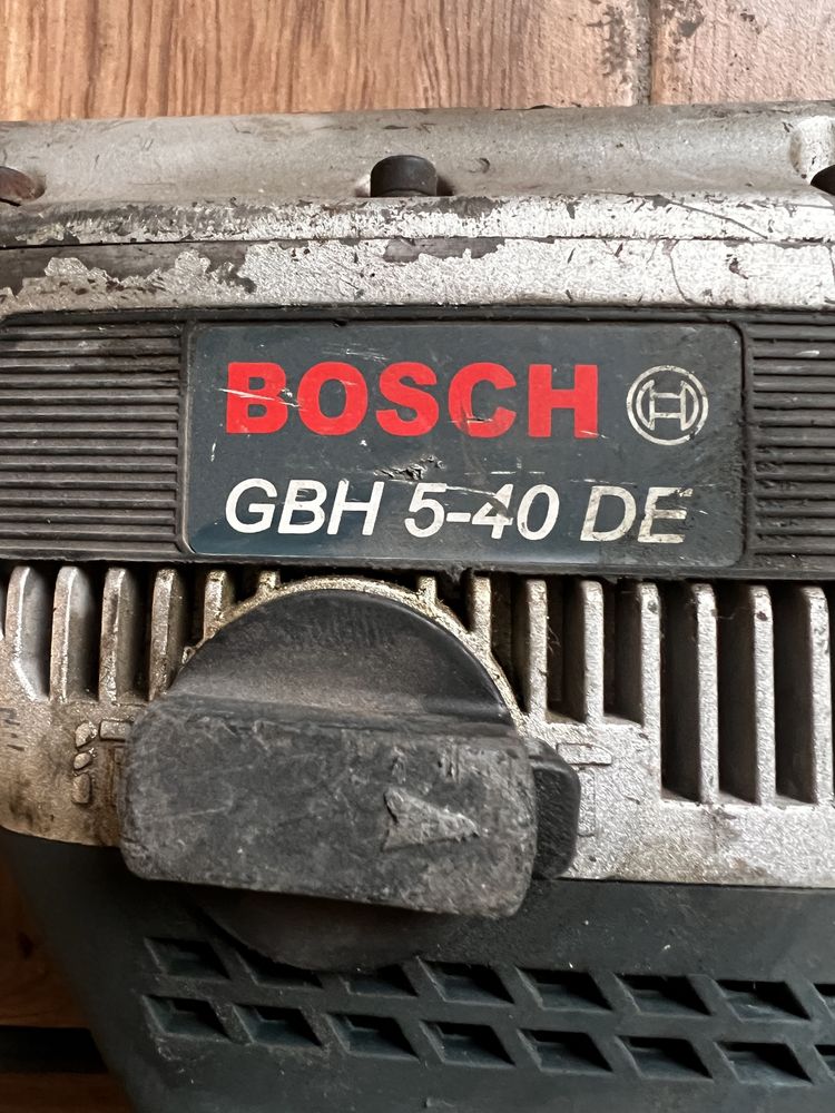 Młot Bosch GBH 5-40 DE sds max