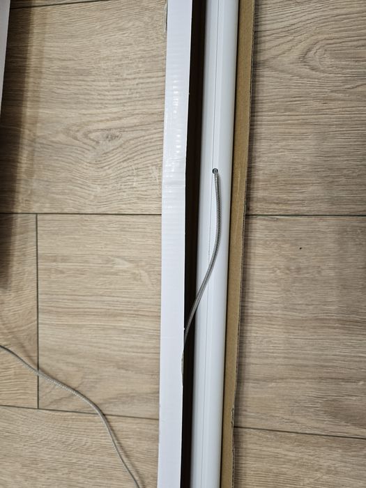 Biała aluminiowa lampa wisząca Sklum Wilen - obita