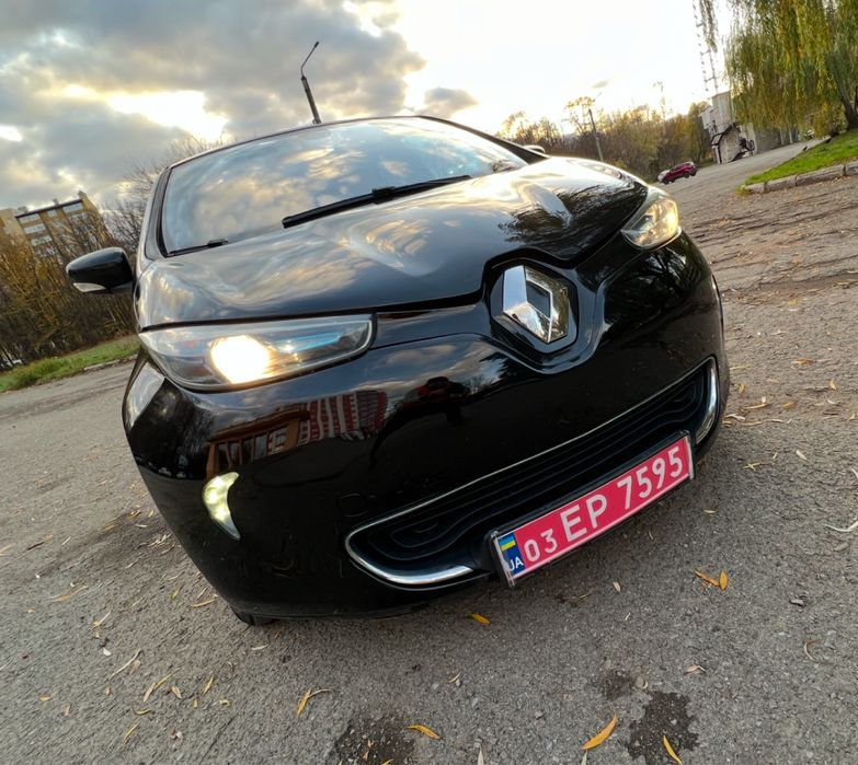 Renault Zoe рено зое 2015