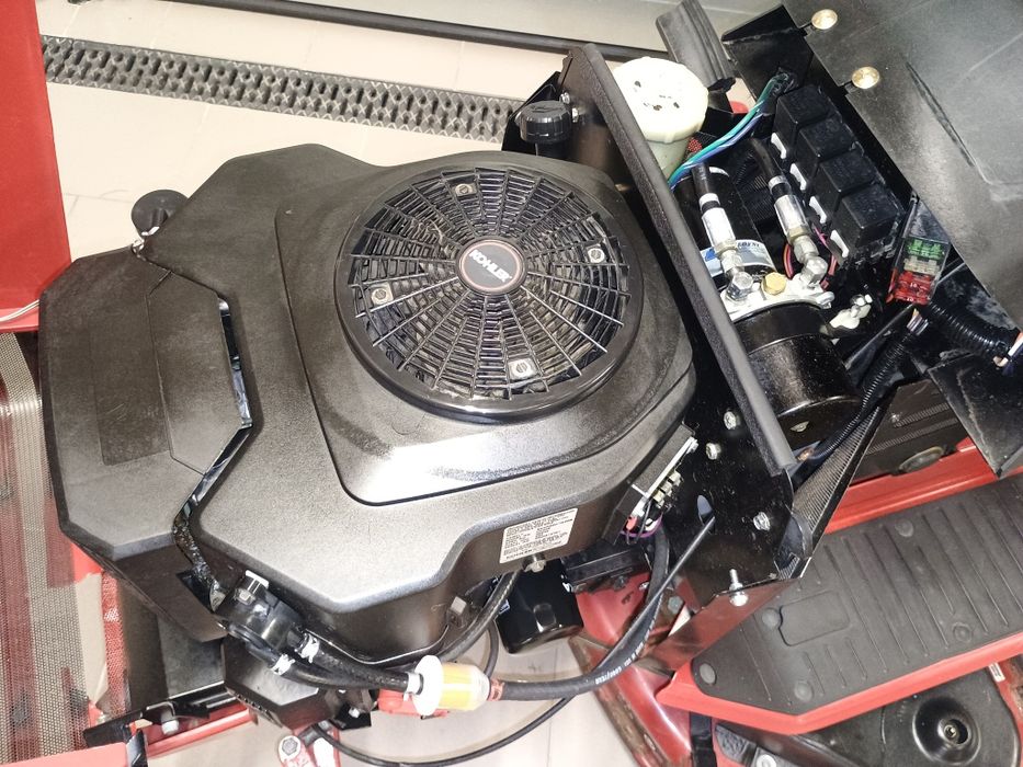 Kosiarka traktorek Toro 270 20KM + wertykulator