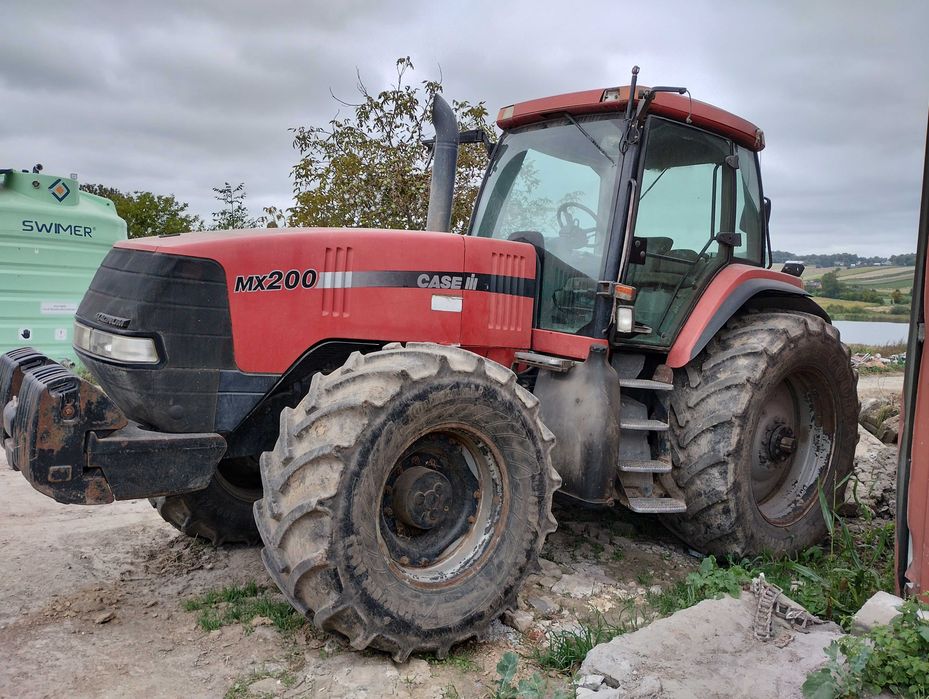 CiągnikCase MX 200