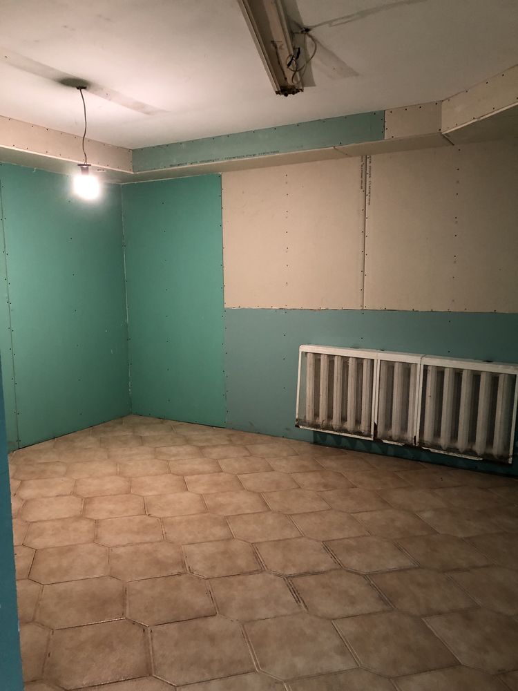 Продам комерційне приміщення