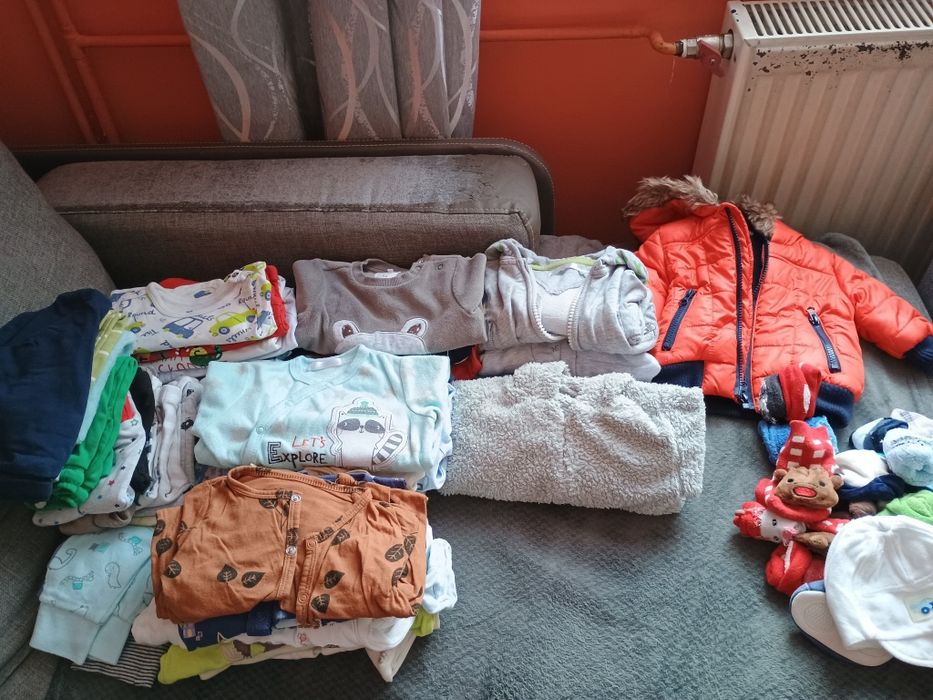 Ubrania chłopięce 62