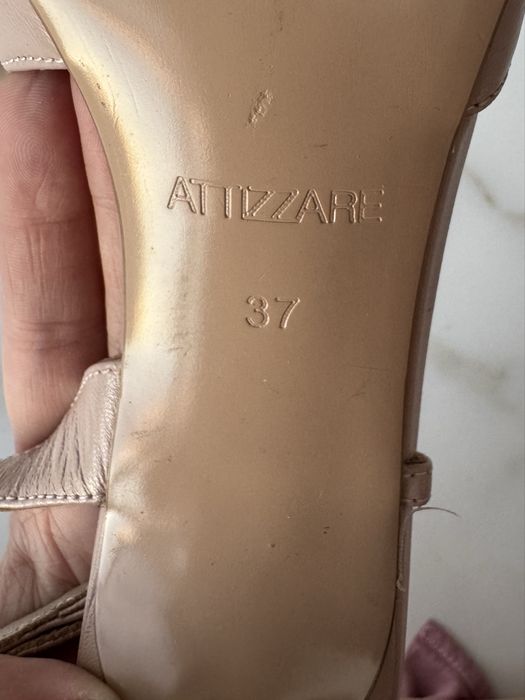 Шкіряні класичні туфлі Attizzare