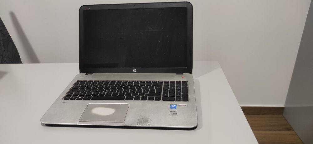 HP Envy 15-j101np