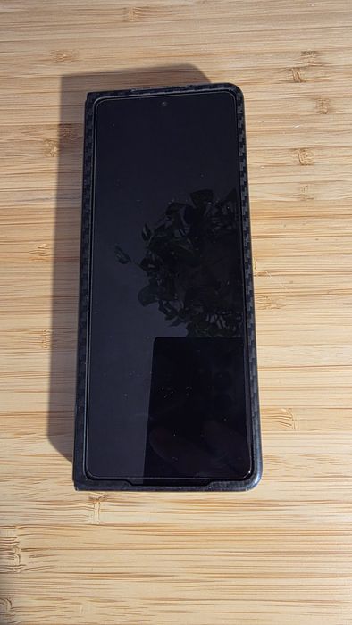 Samsung Galaxy Z Fold5 256GB czarny – stan idealny, z etui i folią