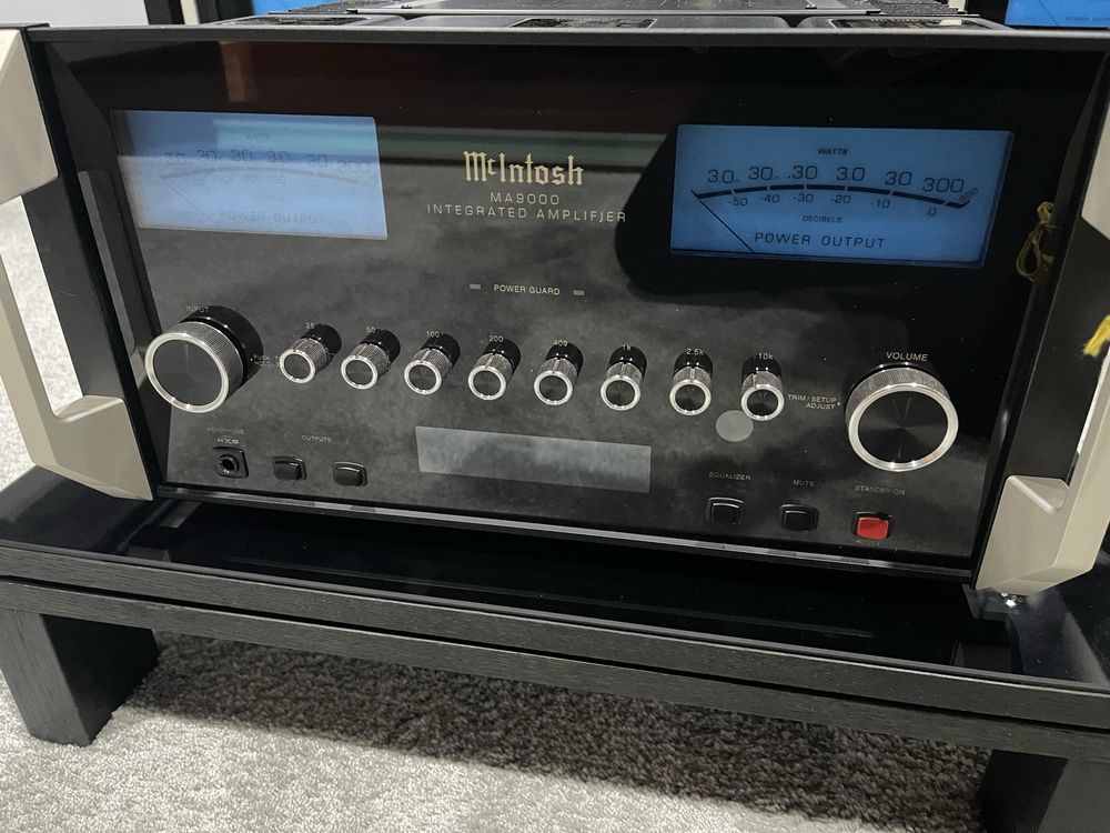 Mcintosh MA9000 wzmacniacz zintegrowany