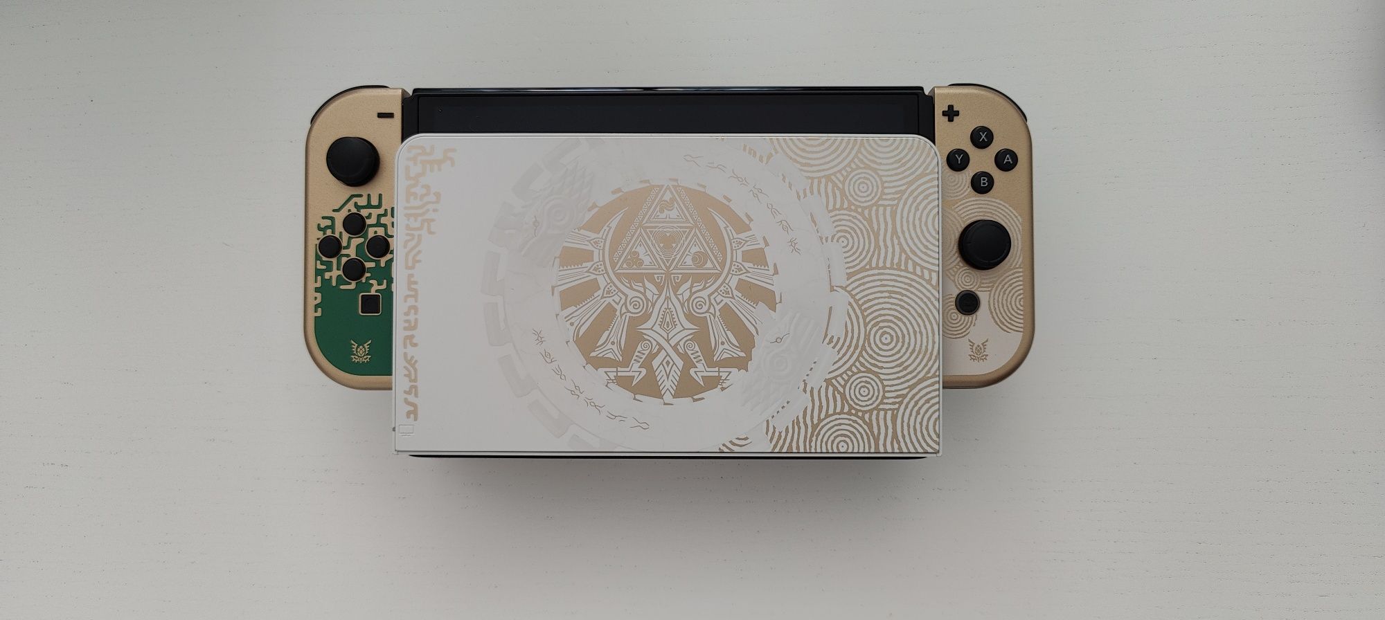 Nintendo Switch OLED Zelda Edition