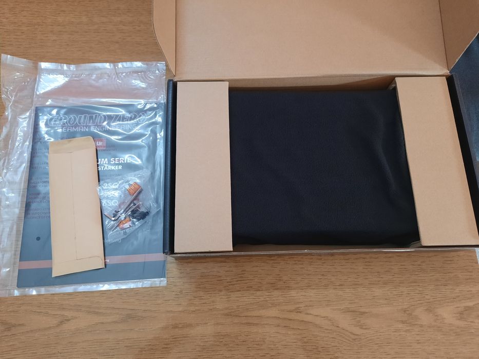 Продам усилитель Ground Zero GZUA 4SQ