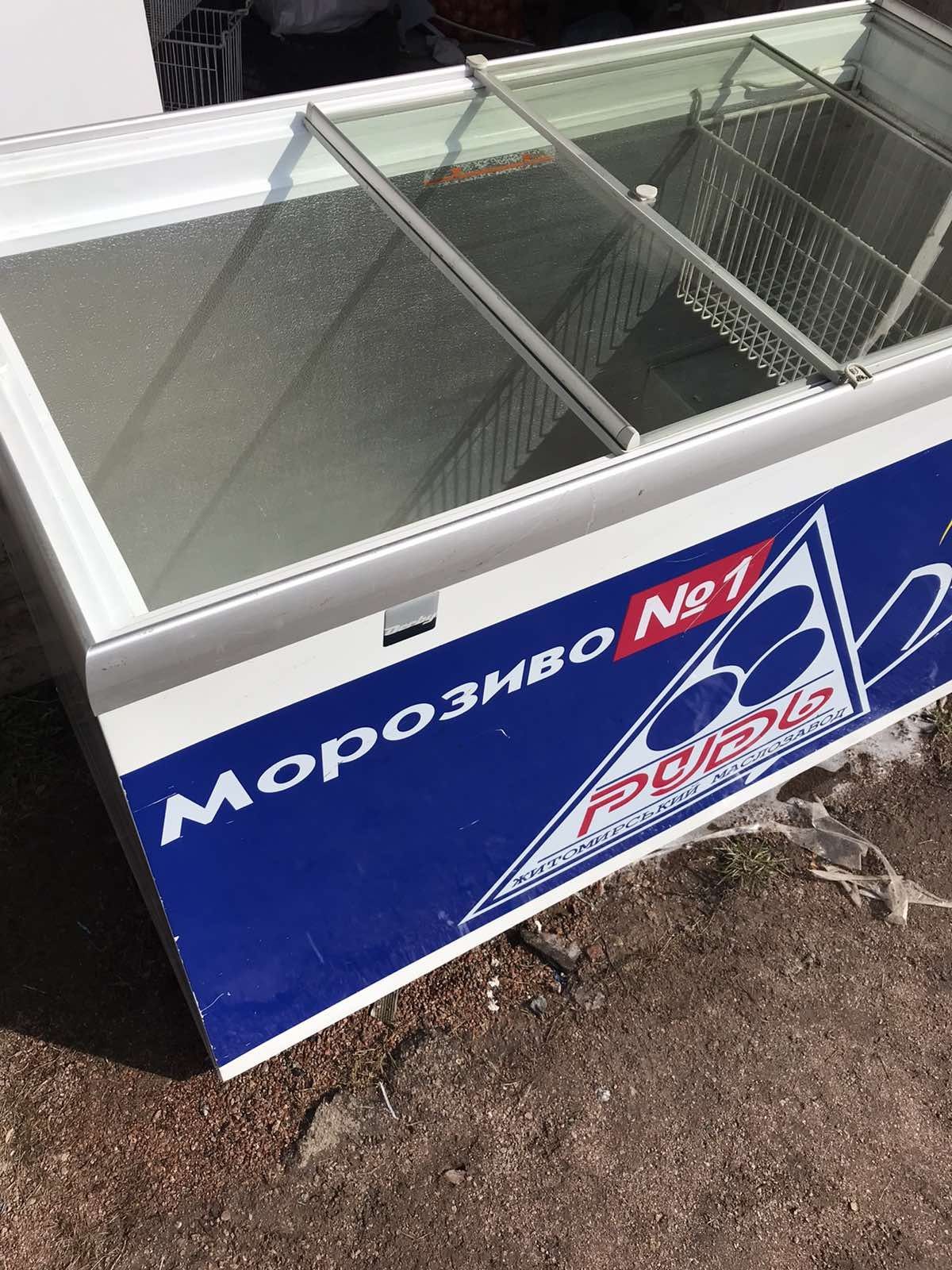 Продається морозильна вітрина