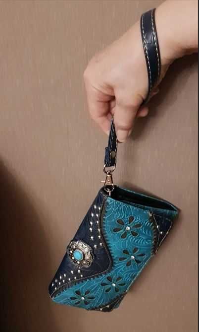 Практичный подарок для девушки