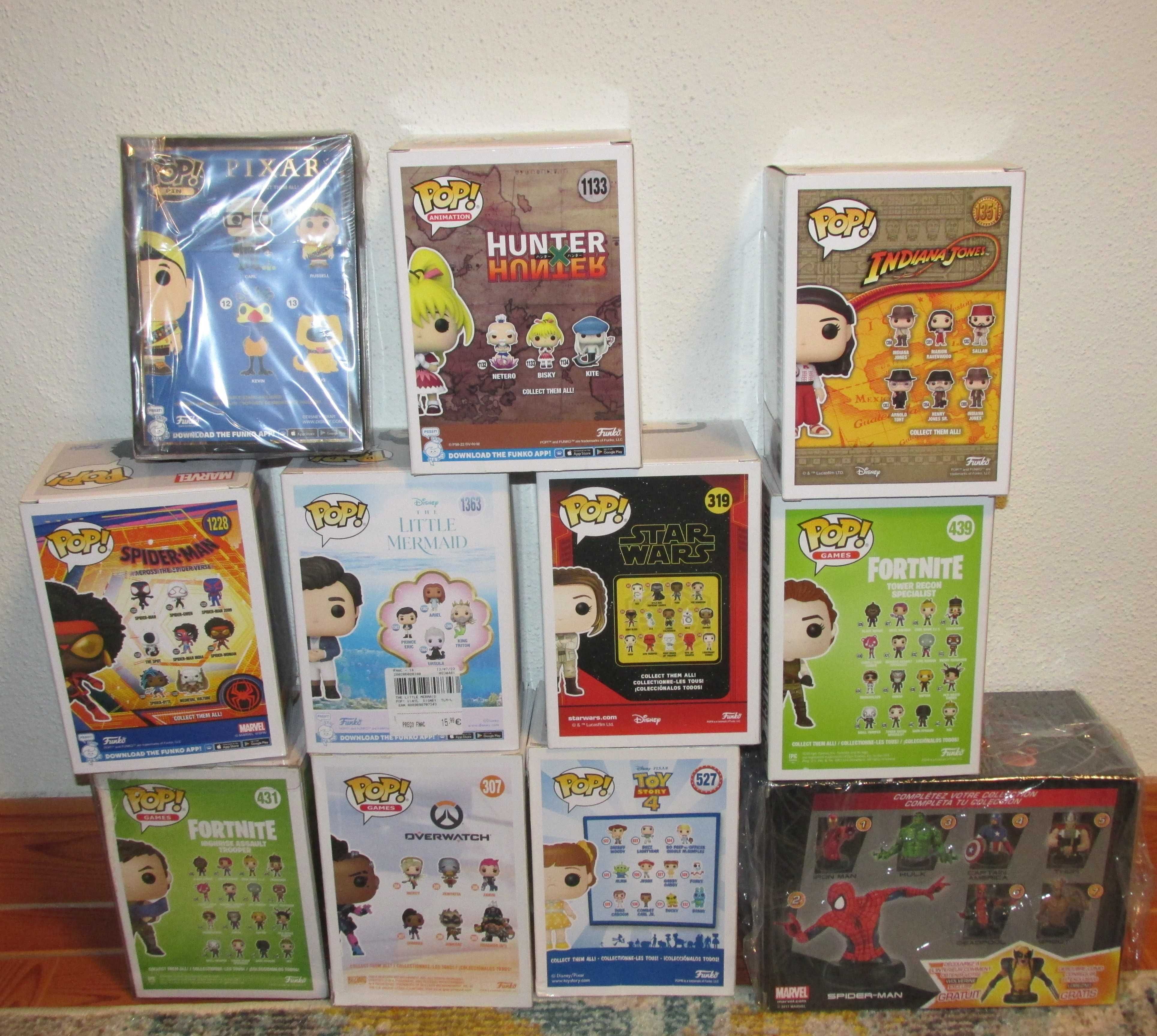 9 Funkos Pop + 1 Pop! Pin + Busto Spider-Man