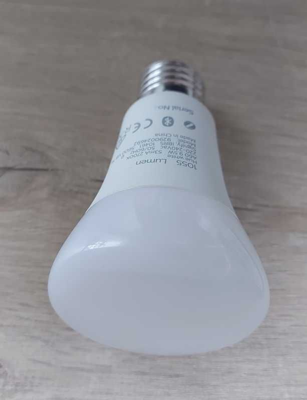 PHILIPS HUE White 1055lm E27 inteligentna żarówka 9,5W