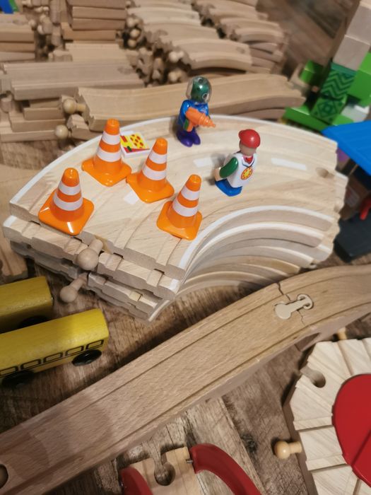 Mega Zestaw drewnianych torów.