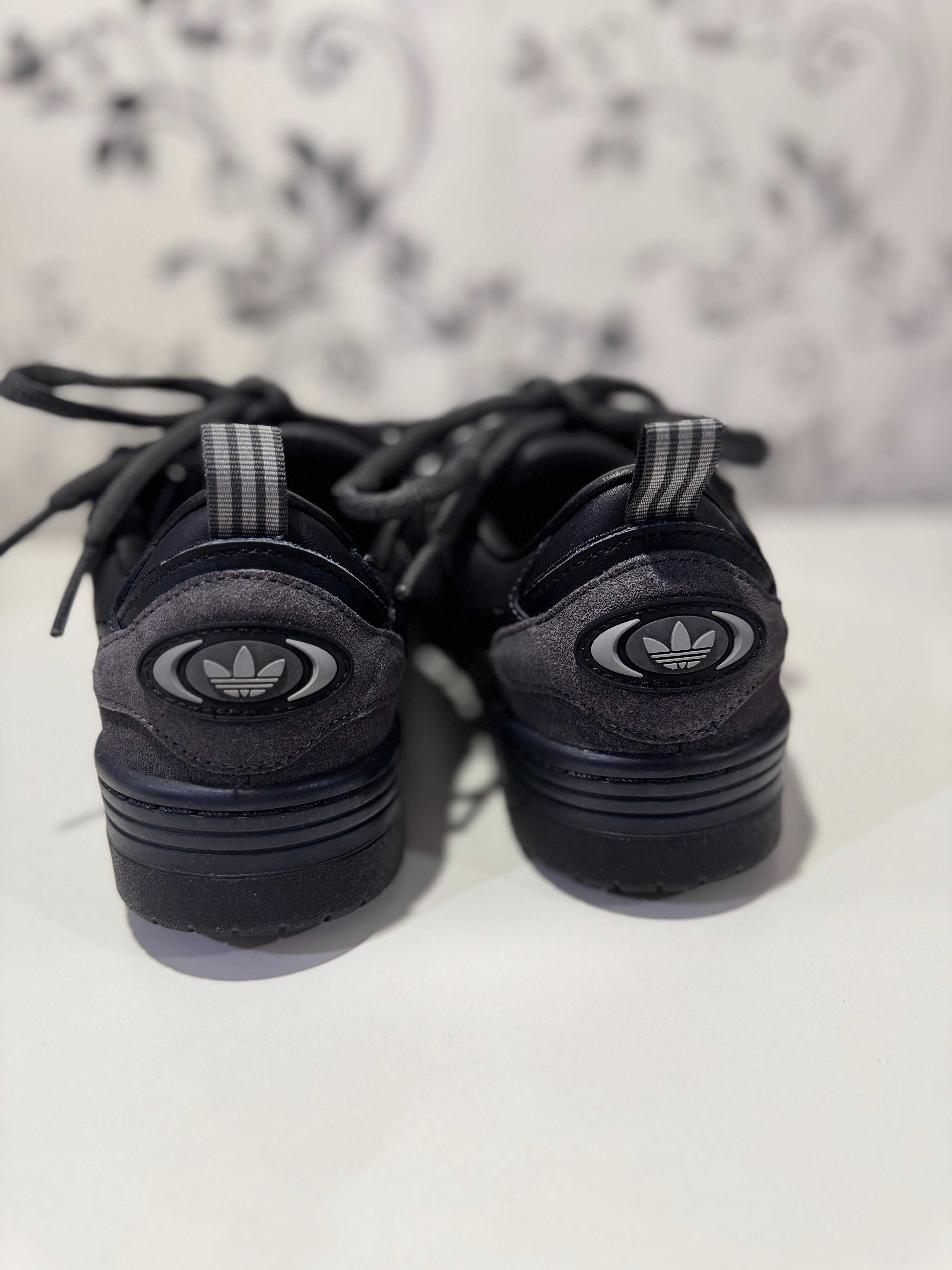 Кросівки чоловічі Adidas Originals Adi2000 (GX4634), 40.5р